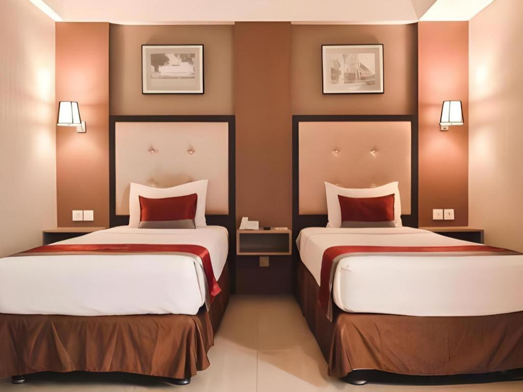 Travello Hotel Bandung Exterior photo