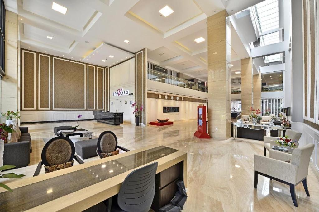 Travello Hotel Bandung Exterior photo