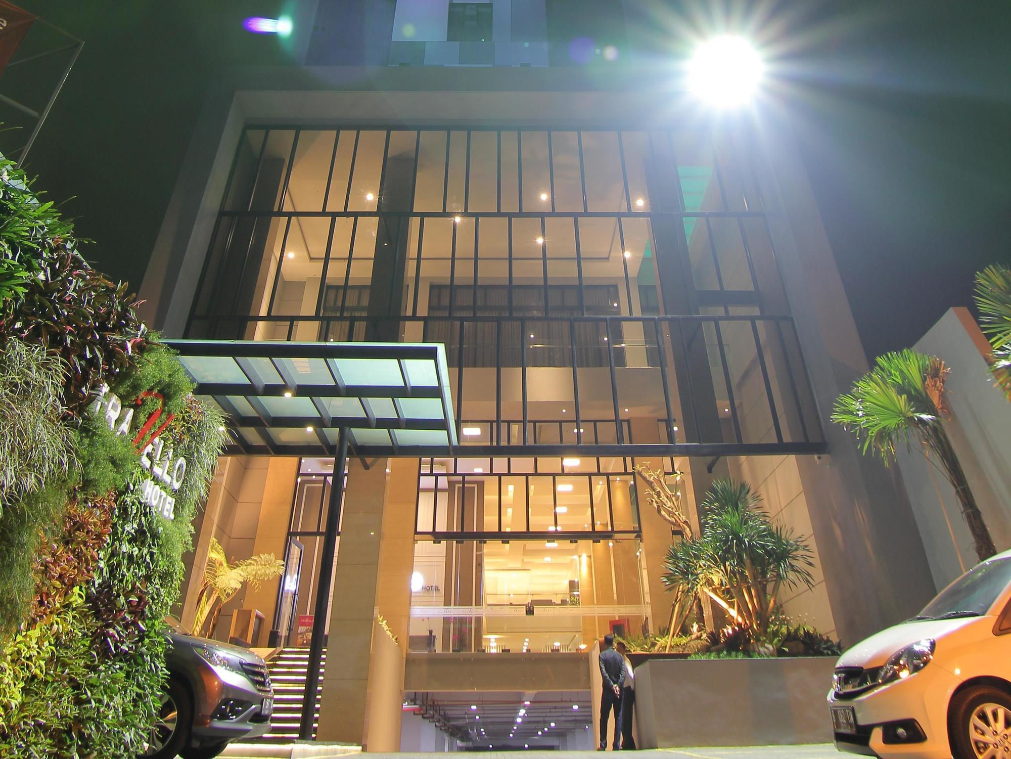 Travello Hotel Bandung Exterior photo